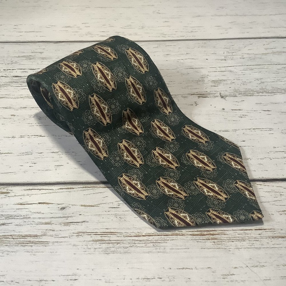 Bill Blass Black Label Tie 100% Silk Green Gold